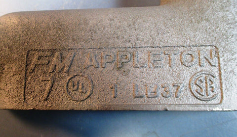 Appleton LB37 Bottom L Ported 1" Conduit Body FM7 NWOB