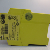 PILZ 774502 PNOZ XV2 3/24VDC 4.5W 2n/o 2n/ot Safety Relay