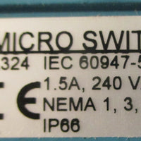 Honeywell BZE6-2RN2 Micro Switch Enclosed Limit Switch 240 VAC 1.5 A