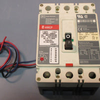 Cutler Hammer HMCP007C0CA02 Ser C 7 A, 3 Pole Circuit Breaker w/ Aux Switch Used