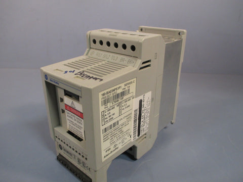 Allen Bradley Variable Speed Drive .75 KW/1 HP FRN: 7.06 Ser. C 160BA03NPS1P1