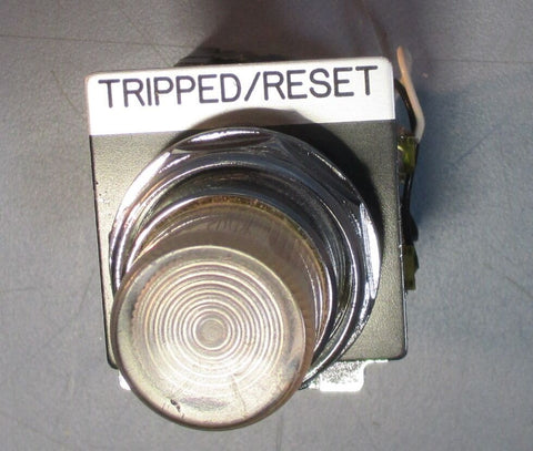 Cutler Hammer Heavy Duty Tripped/Reset Button WRSTL24 w/ Indicator NWOB