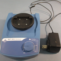 IKA MS3 Vortexer Mixer MS 3 B S36 03.305105 24VDC 800 mA IP21