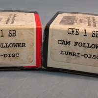 Lot of (2) McGill CFE1SB Flat Cam Follower; Roller: 1"OD x 5/8" Wide