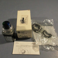 Allen-Bradley Cluster Pilot Light Blue/Green 2 Unit 120V Series N 800T-PC216XBXG