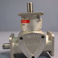 BOSTON GEAR 11423558 Spiral Bevel Rear Drive, 1750 RPM 1:1 Ratio .91 HP, RA621