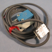MICRO-SWITCH FE7A-DB6V-M SENSOR, 10-28V, RED/WHITE/BLACK