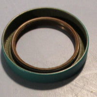 SKF CR Seals 14868 Double Lip Oil Seal 1.500" x 2.064" x .375" (Lot of 9)