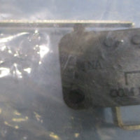(Lot of 8) Grainger Approved 5JDZ9 Mini Snap Action Switch 10A 1/2HP 125/250VAC