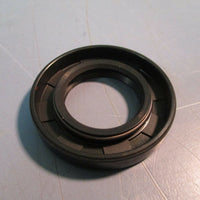 TCM Oil Seal 23x40x7TC NEW LOT OF 19