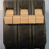 Cutler Hammer CH315 Circuit Breaker, Plug-On 240VAC 15A