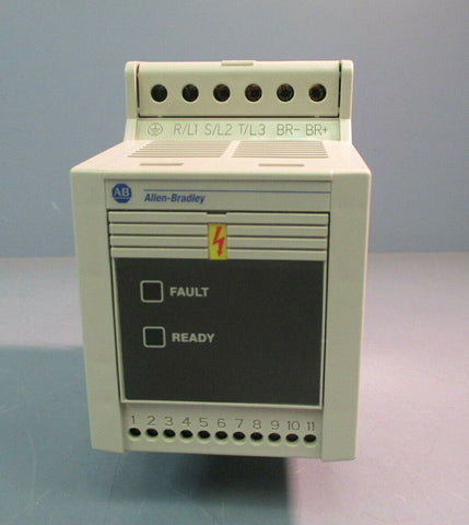 ALLEN BRADLEY SPEED CONTROLLER VFD INPUT FRN: 7.06 SER C 160AA03NPS1
