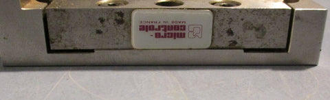 Micro Controle 51238 Linear Translational Stage 2 Micrometer