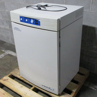 VWR 3078 Symphony Water Jacketed C02 Incubator 1 Ph, 115 V Leaking Water