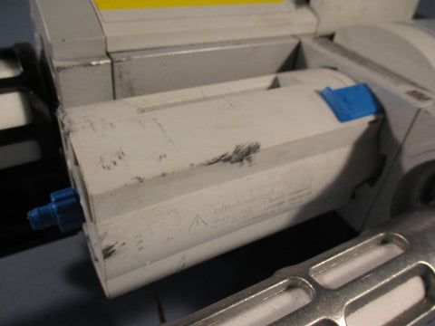 FESTO FILTER REGULATOR  SERVICE UNIT COMBINATION 531030 P860