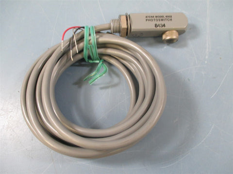PhotoSwitch 47CN4 Model 4002 Photoelectric Receiver  Used