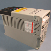 ALLEN BRADLEY 22B-B033N104 /SERIES A POWERFLEX 40 AC DRIVE 7.5kW/10HP/3 PHASE