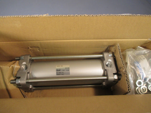 SMC PNEUMATIC TIE ROD AIR CYLINDER w/BRACKET CDA2D63150JZ