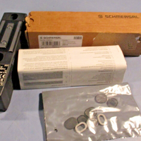 Schmersal Part# 101211071 Safety Interlock Switch, Sensor MZM100BST21P2PW2REMA