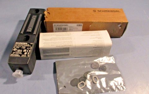 Schmersal Part# 101211071 Safety Interlock Switch, Sensor MZM100BST21P2PW2REMA