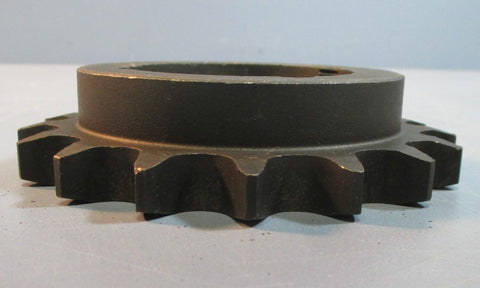 Martin 60BTB17H 1610 Taper Lock Sprocket for #60 Chain w/ 17 Teeth Used
