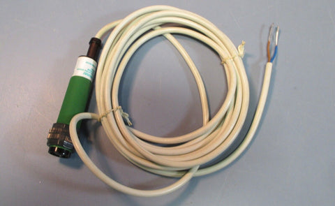 Cutler Hammer E58CAL18T111E2 Series B1 Photoelectric Sensor Thru-Beam NWOB