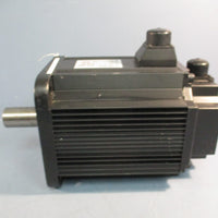 YASKAWA ELECTRIC CO AC SERVO MOTOR USAFED20CB2  1.8 KW 1500 RPM 15A UTOPH500VB