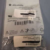 Allen-Bradley Spring Return Selector Switch (Black) Ser. A 800FP-SR22