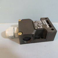 Schmersal AZ15zvrk Safety Interlok Switch AC15 230V 4A