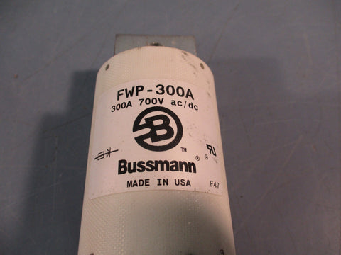 Bussmann FWP-300A 300 Amp 700V Fuse 300A AC DC FWP300A 700 V