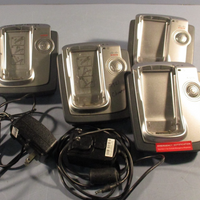 Lot of 4 Cisco Wireless Phone Docking Station & 2 Power Supplies CPDSKCH7921G