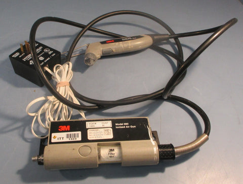 3M Model 980 Ionized Air Gun and Filter  w/ Model 13967 Power Supply