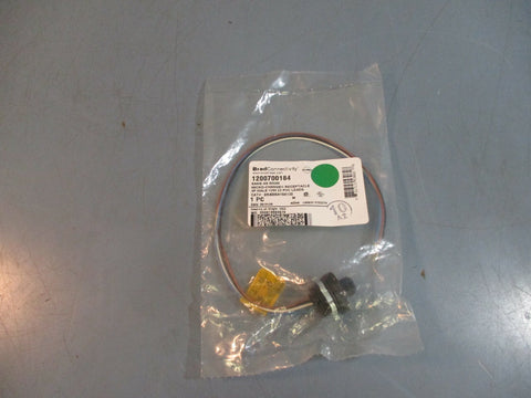 BradConnectivity 1200700184 MicroChange Receptacle 4P Male 12N 22 PVC LOT OF 3