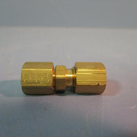 Parker Brass Union Compression 62C2 NEW LOT OF 19