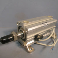 SMC Pneumatic Cylinder 145 PSI CDQ2L4075DMA73S