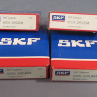 (Lot of 4) SKF Deep Groove Ball Bearing 20mm ID 42mm OD 12mm W 6004 2RSJEM
