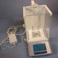 Mettler Toledo XS104 Analytical Balance Scale 120 g Max, d = 0.1 mg
