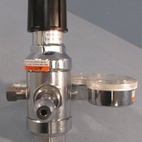 Airgas 315530101M1G Specialty Gas Regulator 4000PSI Inlet 30PSI Outlet