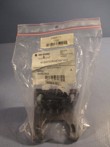 ALLEN BRADLEY 440L-AMBRK4 SER A AAC MOUNTING BRACKET RIGHT ANGLE