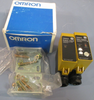 Omron E3A2-10M4D Photoelectric Switch Set 24-240VAC E3A2-10M4D-G