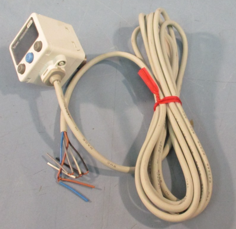 SMC ISE40A-N01-X-P 12-24VDC 45mA Pressure Switch 14.5-145.0PSI