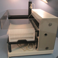 Hewlett Packard G1811A XY Autosampler 240V 2A 50/60Hz 540°C 75105 kPa