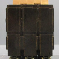 Cutler Hammer CH315 Circuit Breaker, Plug-On 240VAC 15A