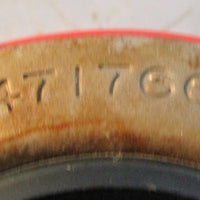 Federal Mogul 471766 Oil Seal 11/4" Bore 2" OD 1/4" W (Lot of 5)