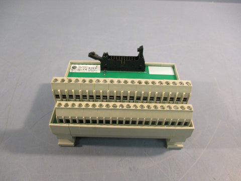 AllenBradley 1492IFM20F2 DIigital Interface Module 20point Series B
