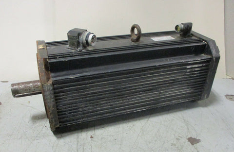 Lenze MDSKABS11222 Servo Motor 3 Ph, 390 V, 6.4 kW 2490 RPM, Surface Rust