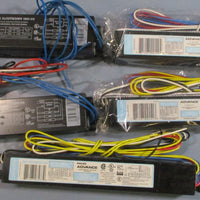 (Lot of 5 Electronic Ballasts (2) Sylvania QHE 3x32T8/UNV ISHSC & (3) Advance