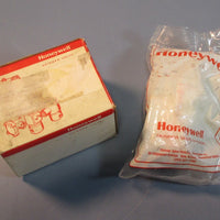 Honeywell M1G011P3 Skinner Valve 120/60 or 110/50 NOS