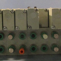 Numatics 12 Slot Valve Manifold Block 2391180 w/ 051BB400M000061 Solenoid Valve