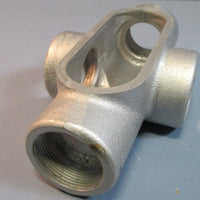 Crouse Hinds X57 Cross Ported 1-1/2" Conduit Body NWOB